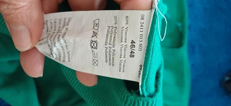 Camiseta verde marca ici et maintenant talla 46 – photo 6